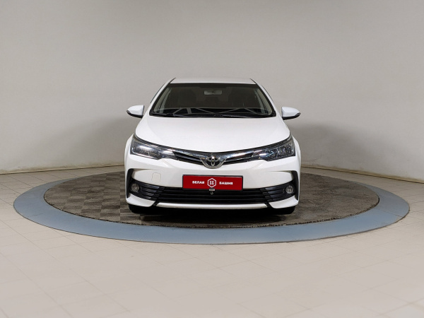 Toyota Corolla 2014 Белый