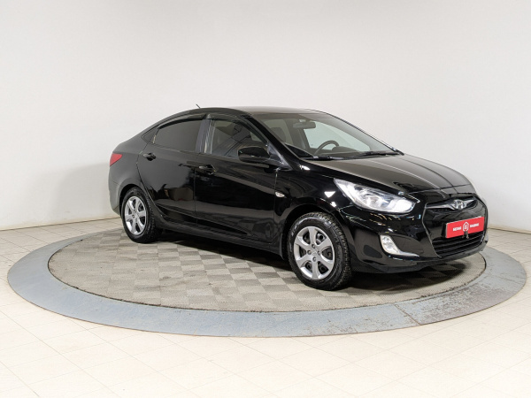 Hyundai Solaris 2012 Черный