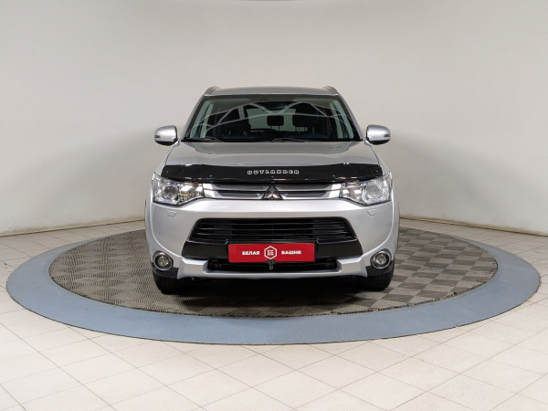 Mitsubishi Outlander 2014 Серебряный