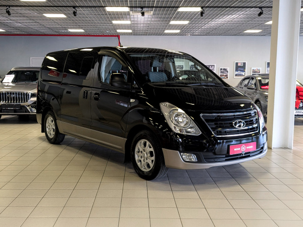 Hyundai H-1 2014 Черный