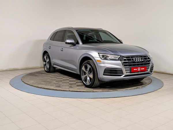 Audi Q5 2019 Серый
