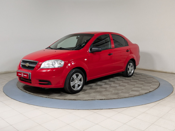 Chevrolet Aveo 2010 Красный