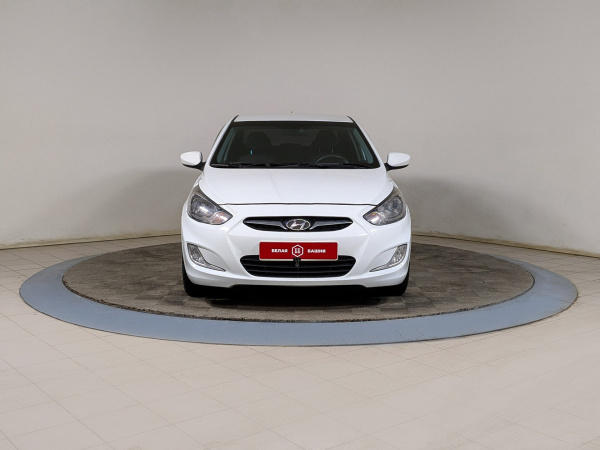 Hyundai Solaris 2012 Белый