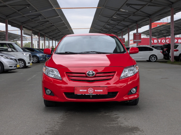 Toyota Corolla 2008 Красный