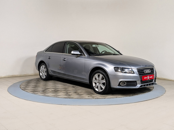 Audi A4 2011 Серый