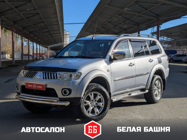 Mitsubishi Pajero Sport 2013 Серебряный