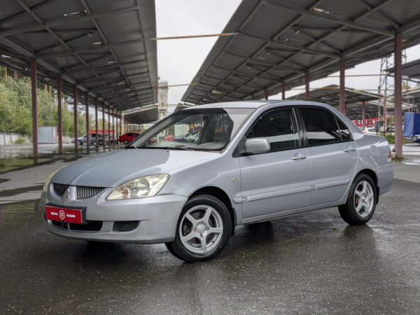Mitsubishi Lancer 2005 Серый