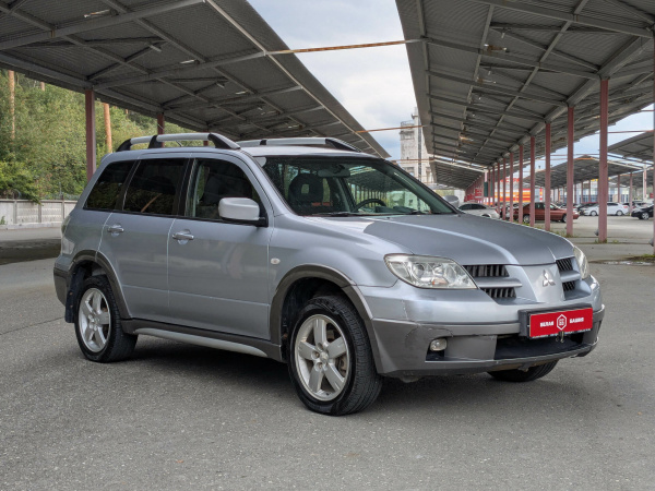 Mitsubishi Outlander 2005 Серый