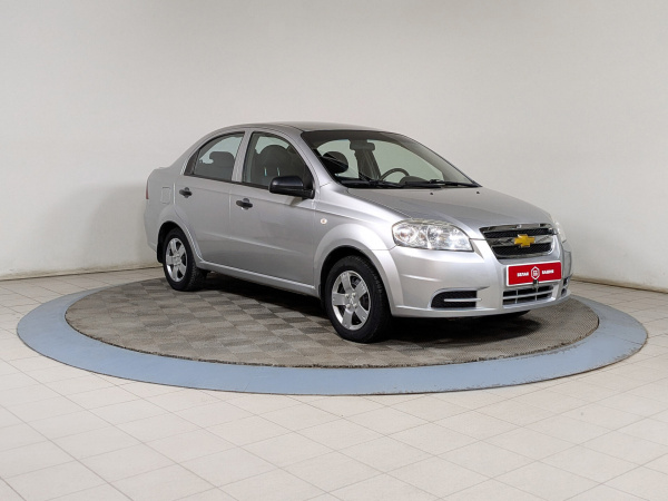 Chevrolet Aveo 2011 Серебряный