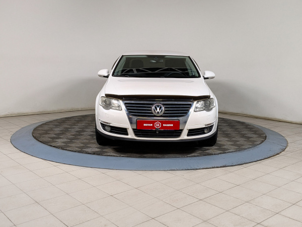 Volkswagen Passat 2007 Белый