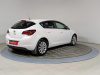 Opel Astra 2011 Белый