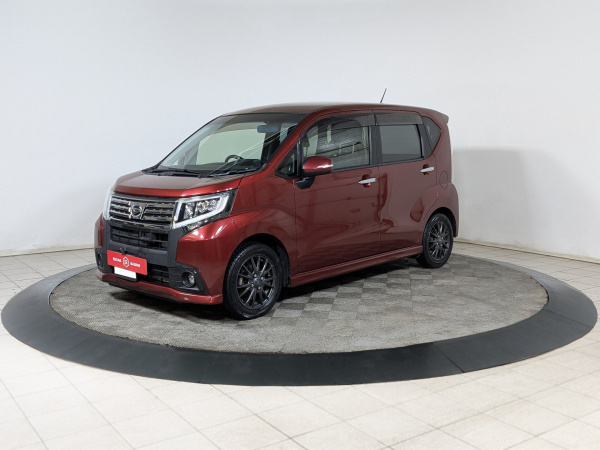 Daihatsu Move 2015 Красный