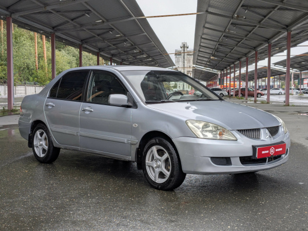 Mitsubishi Lancer 2005 Серый
