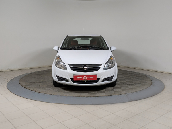 Opel Corsa 2010 Белый