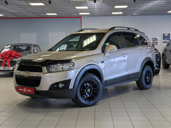 Chevrolet Captiva 2012 Бежевый