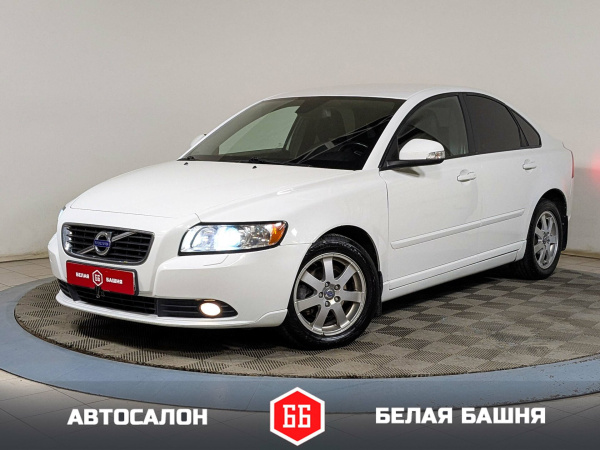 Volvo S40 2012 Белый