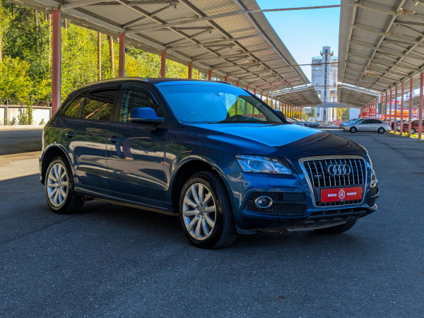 Audi Q5 2009 Синий