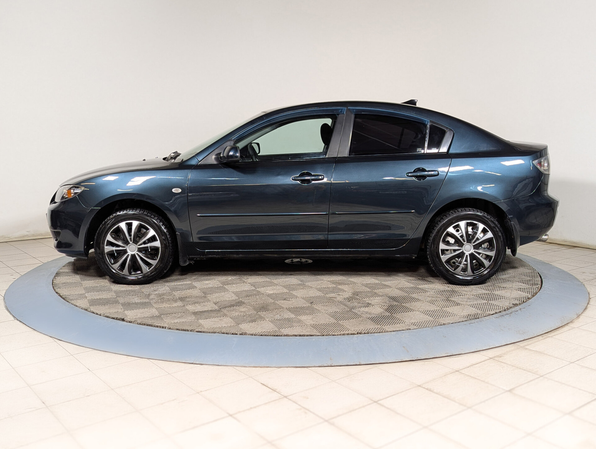 Mazda 3 2006 Зеленый