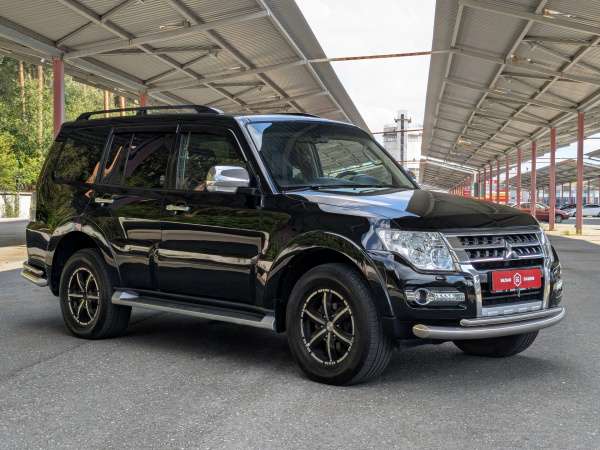 Mitsubishi Pajero 2014 Черный