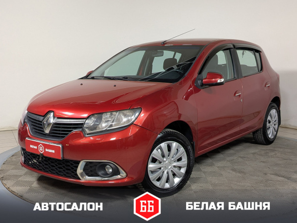 Renault Sandero 2014 Красный