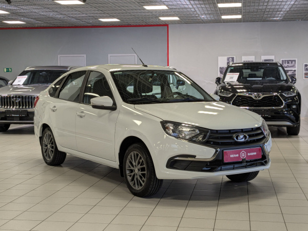 Lada (ВАЗ) Granta 2022 Белый