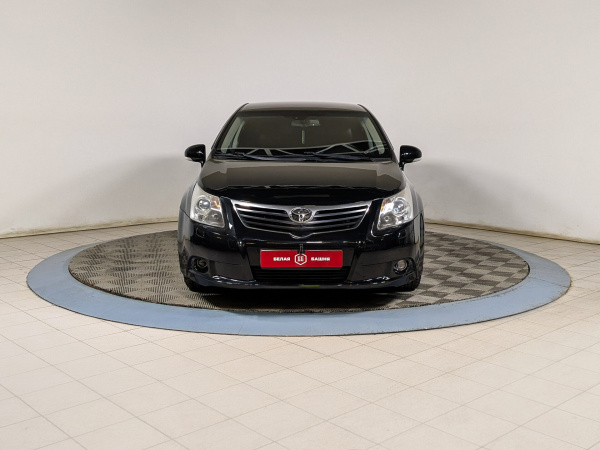 Toyota Avensis 2011 Черный