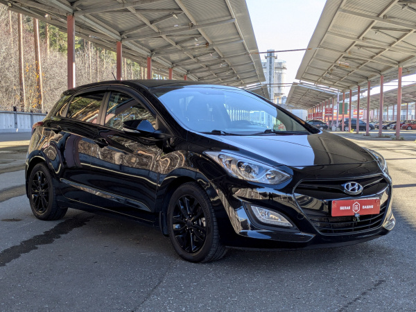 Hyundai i30 2013 Черный