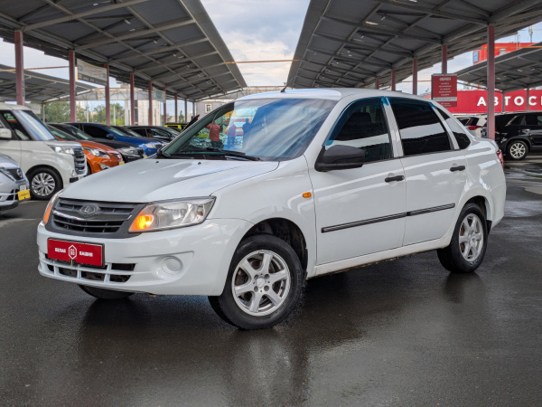 Lada (ВАЗ) Granta 2015 Белый