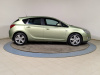 Opel Astra 2010 Зеленый