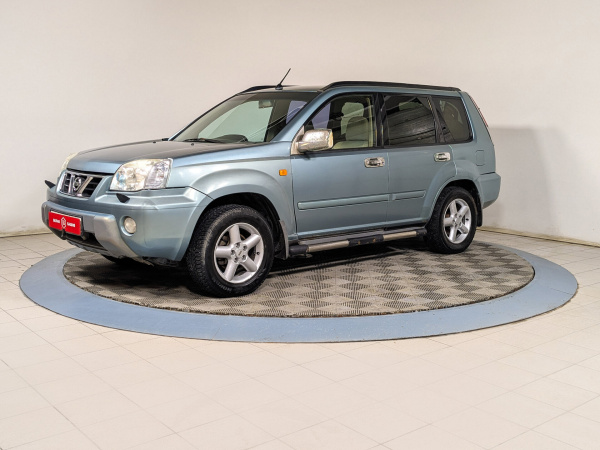 Nissan X-Trail 2001 Зеленый