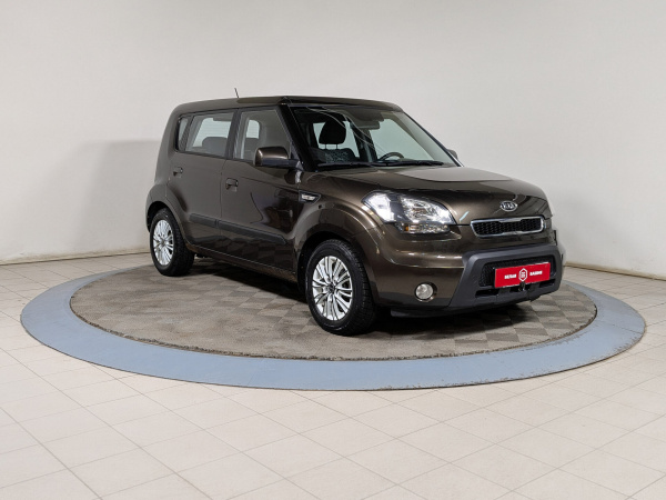Kia Soul 2009 Коричневый