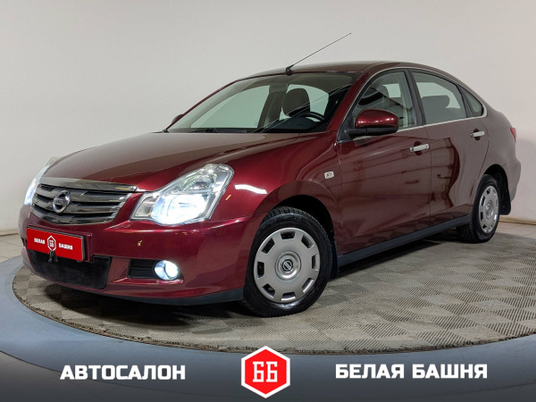 Nissan Almera 2013 Красный