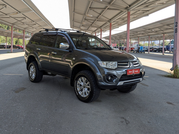 Mitsubishi Pajero Sport 2014 Серый