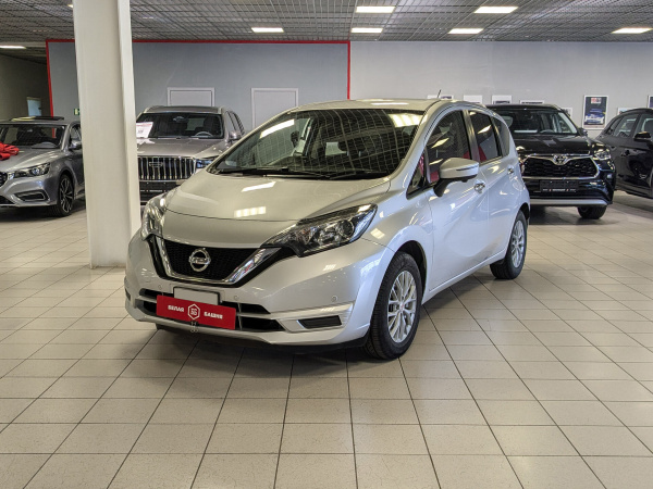 Nissan Note 2020 Серый