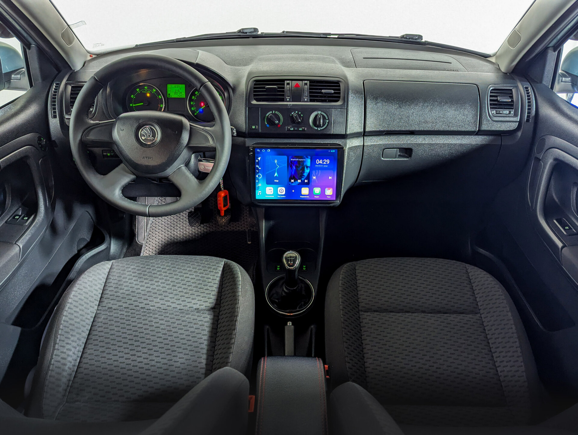 Skoda Fabia 2013 Зеленый