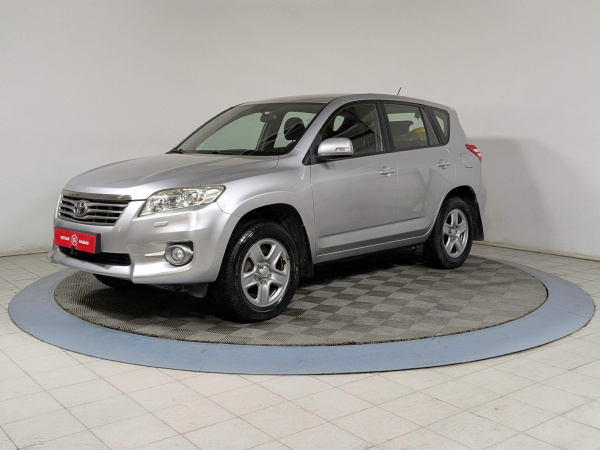 Toyota RAV4 2010 Серебряный