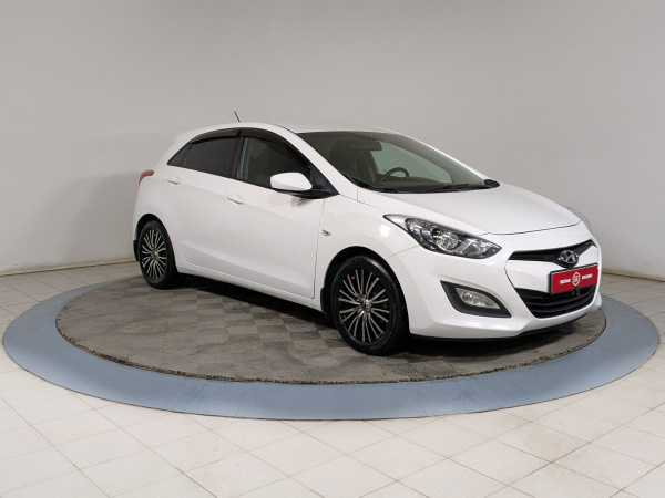 Hyundai i30 2013 Белый