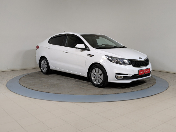Kia Rio 2016 Белый