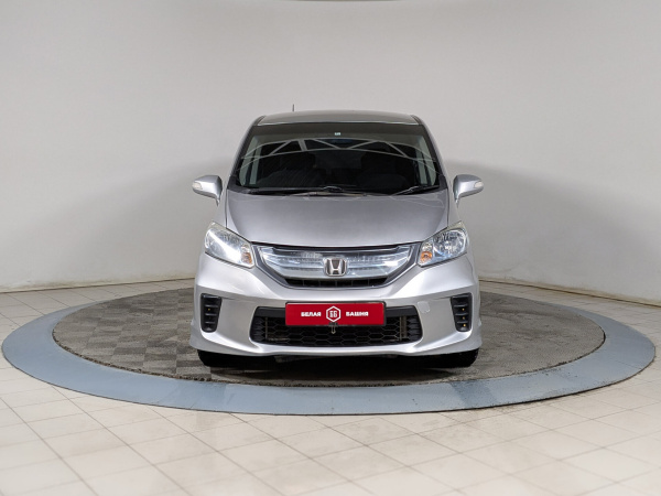 Honda Freed 2011 Серый