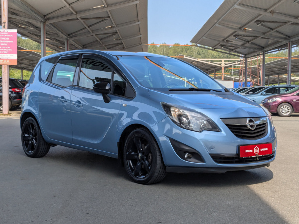 Opel Meriva 2013 Голубой