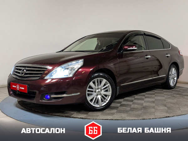 Nissan Teana 2011 Красный