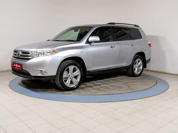 Toyota Highlander 2011 Серебряный