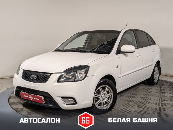 Kia Rio 2010 Белый