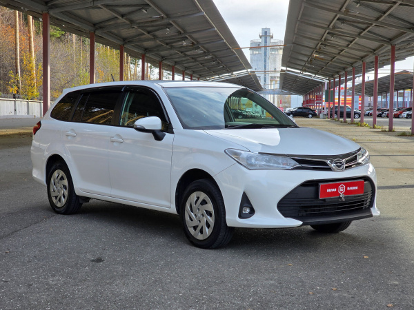 Toyota Corolla 2018 Белый