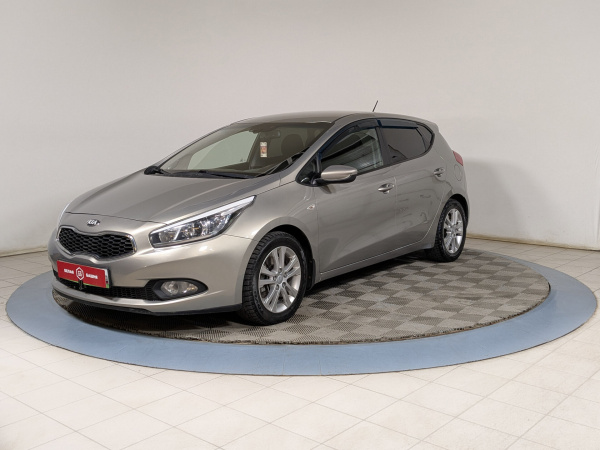 Kia Ceed 2012 Серебряный