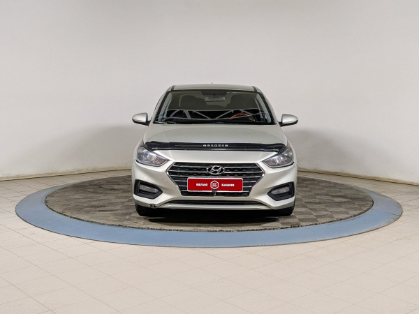 Hyundai Solaris 2018 Бежевый