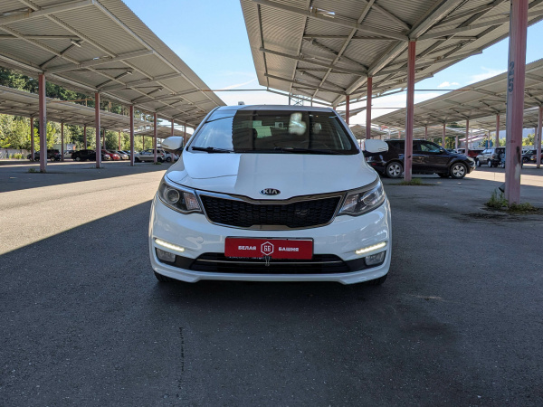 Kia Rio 2016 Белый