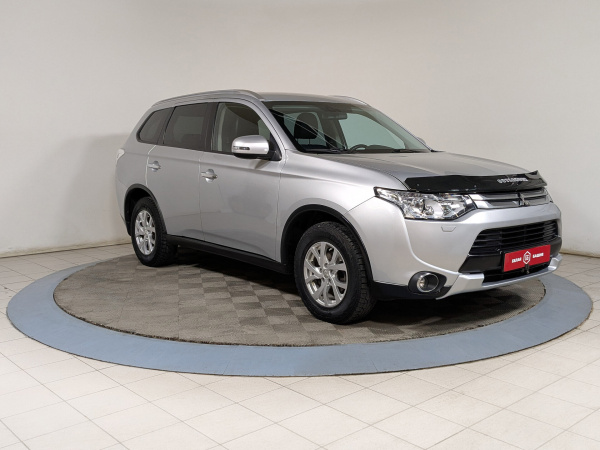 Mitsubishi Outlander 2014 Серебряный