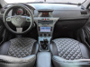 Opel Astra 2010 Серебряный