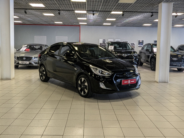 Hyundai Solaris 2013 Черный